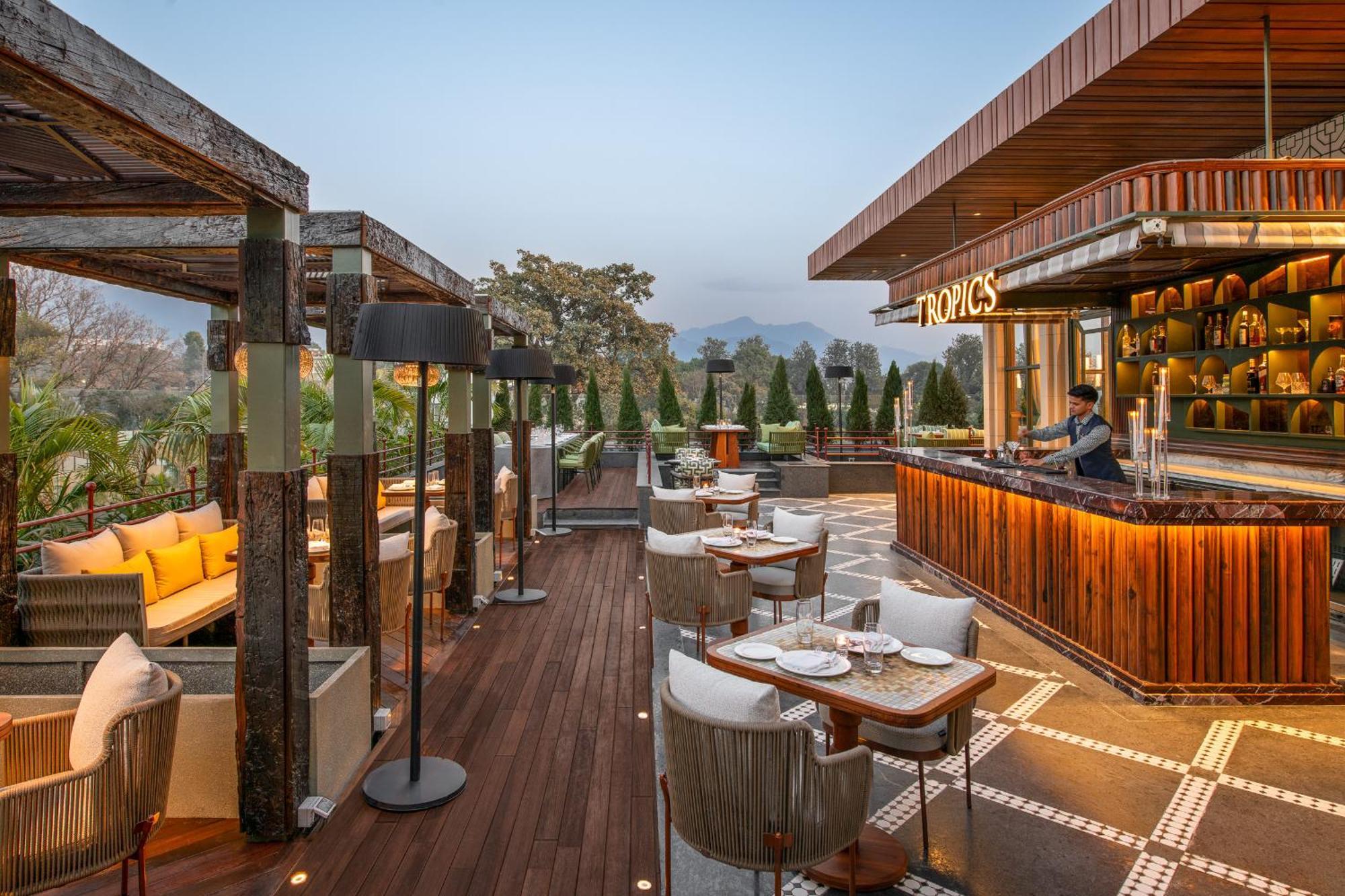 Hotel Taj Mussoorie Foothills, Dehradun Zewnętrze zdjęcie